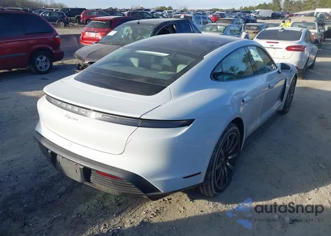 2021 Porsche Taycan z USA, uszkodzony, nr VIN WP0AA2Y12MSA13596